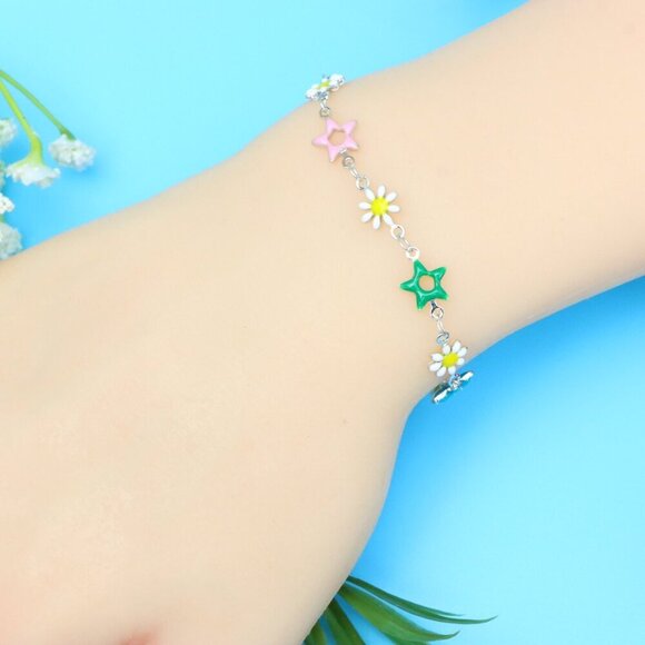 Chic & Stylish Bracelet – A Thoughtful Gift for Women and Girls, DYC1029 - Picture 4 of 7